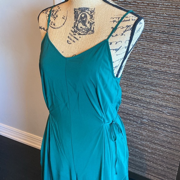 Athleta Jumper - Picture 2 of 6